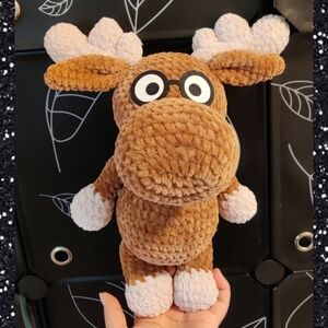Crochet Moose with Glasses